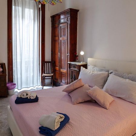 La Casa Di Nonna Teresa Bed & Breakfast Napoli Eksteriør bilde